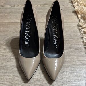 NEW: Calvin Klein Taupe Patent Leather Heels Timeless Elegance